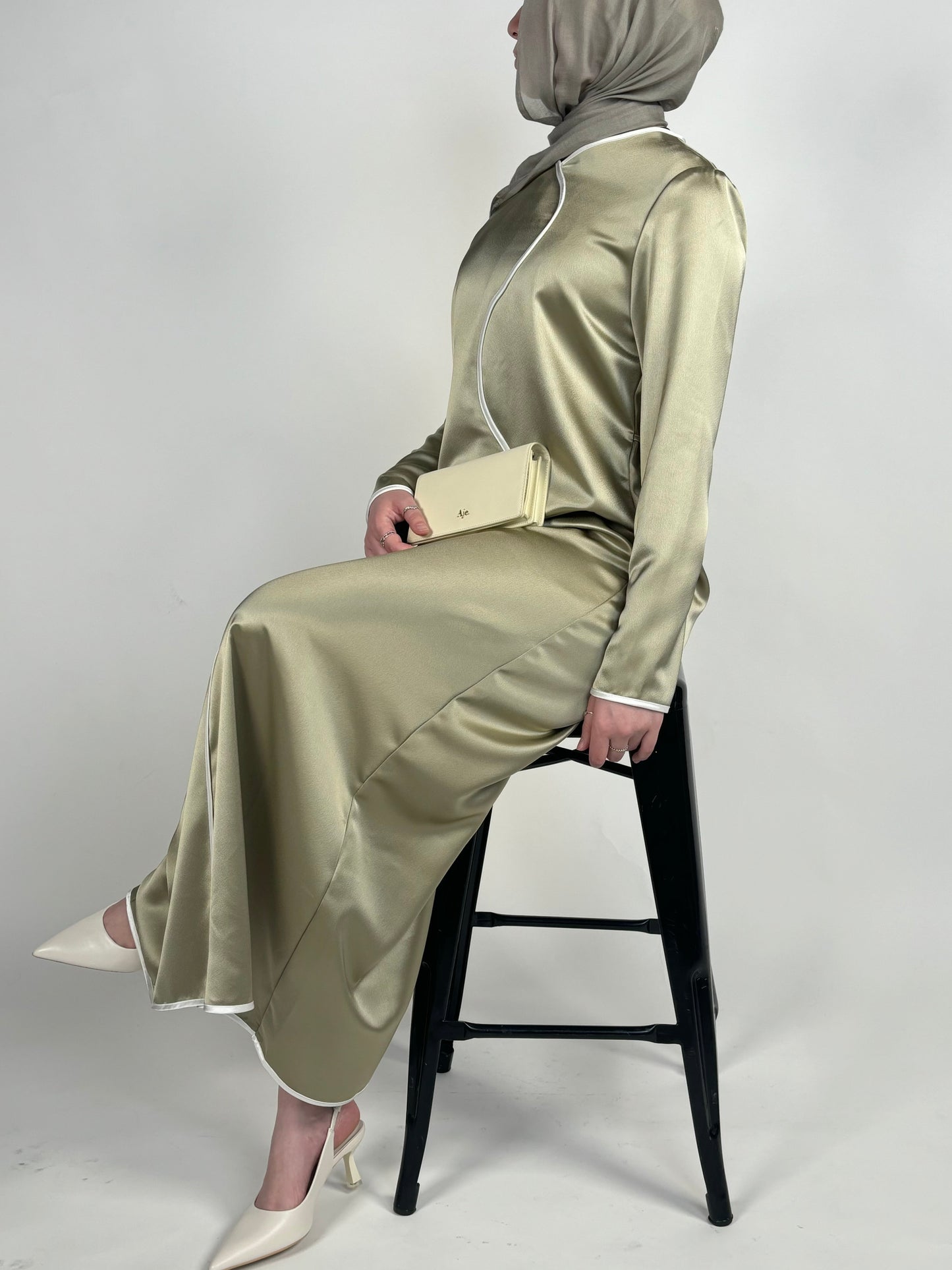 'Noor' Olive Green Abaya