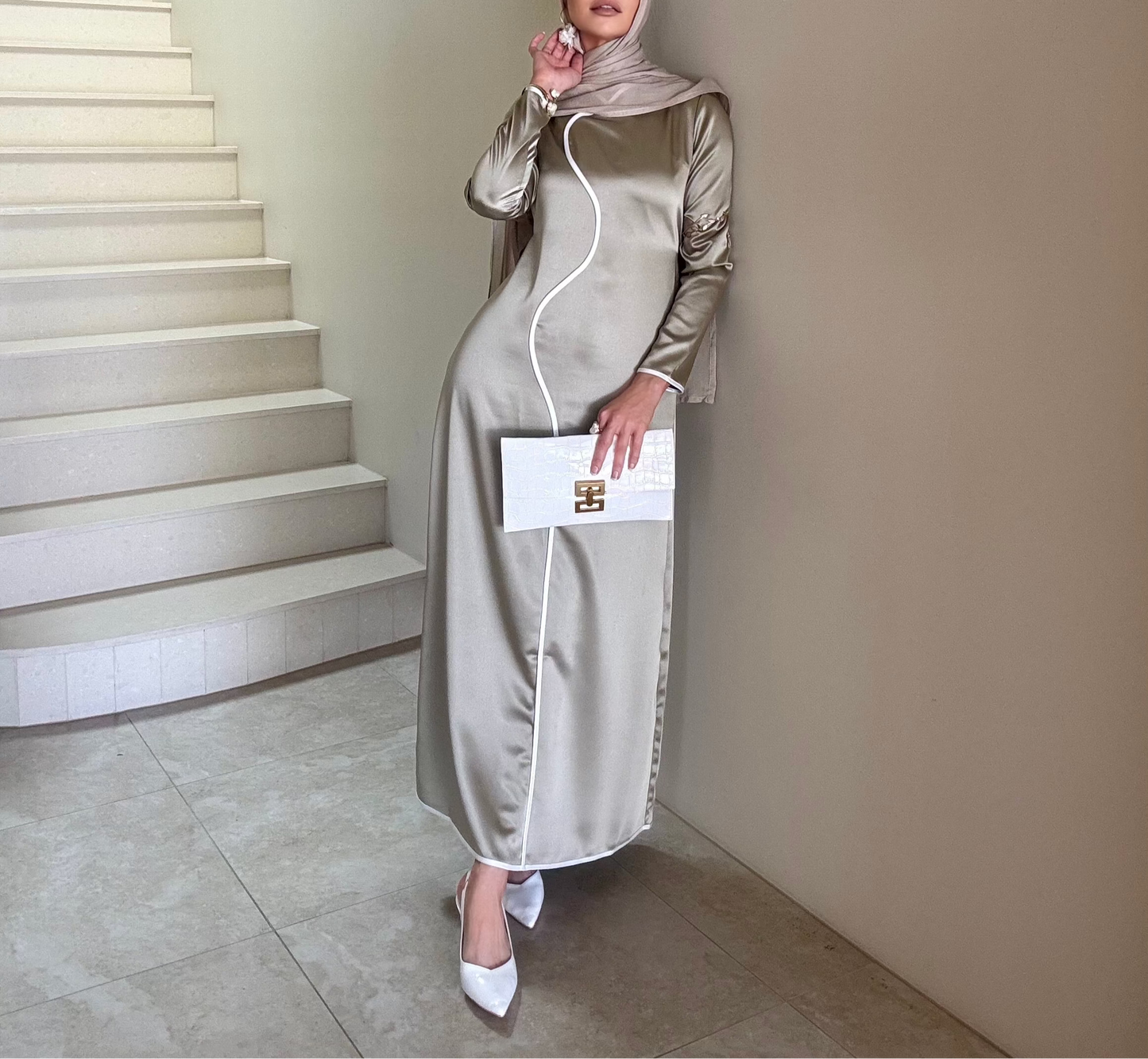 'Noor' Olive Green Abaya